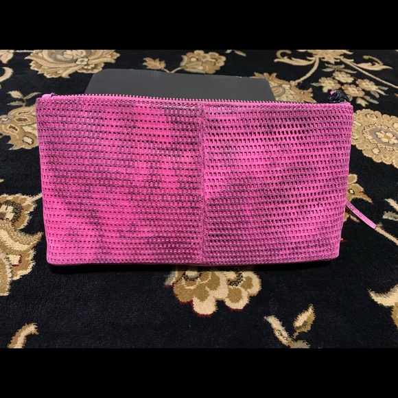 SHE + LO Fuschia/Black Perforation clutch - Picture 2 of 6